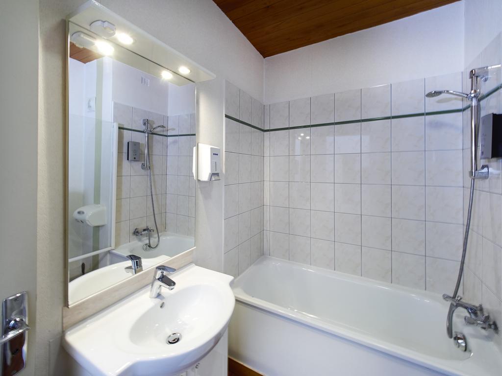 Hotel Fontaine, Morlaix Bagian luar foto